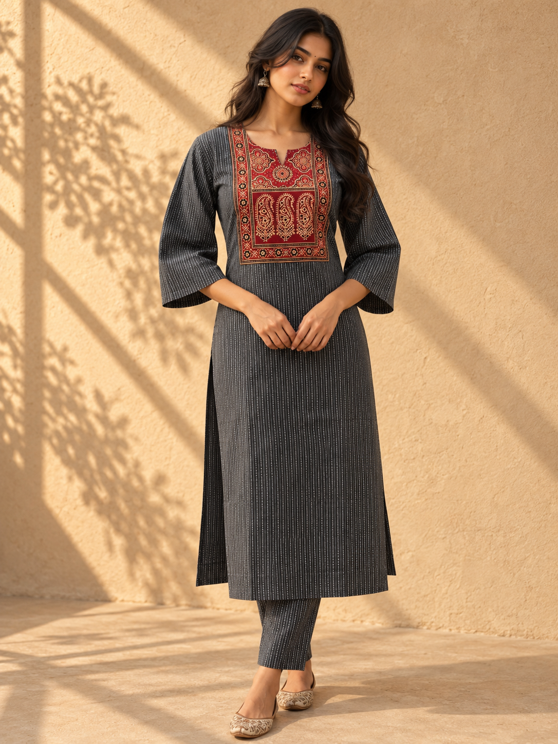 KANTHA KURTHI SET (GREY MANGO)