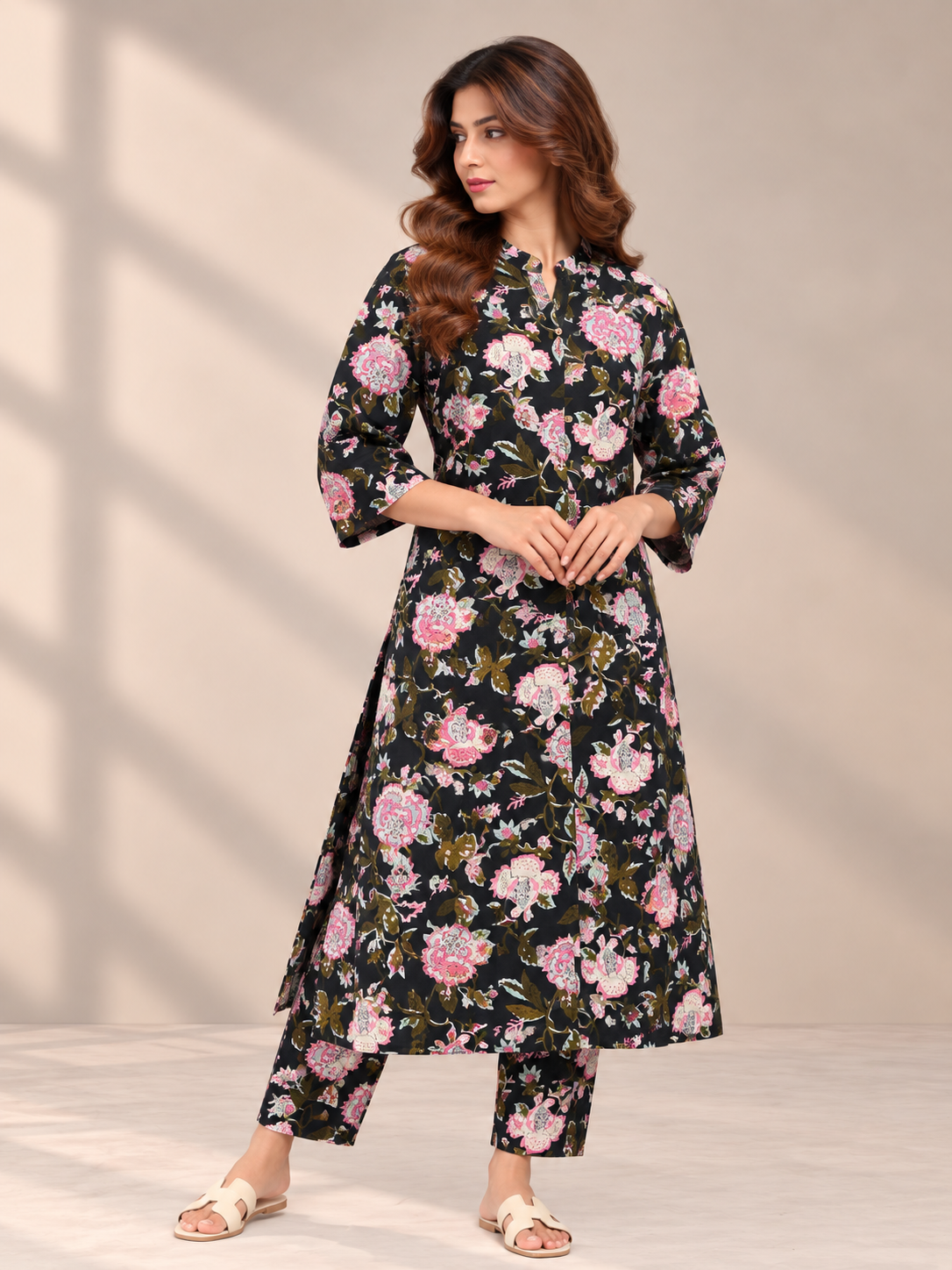 BLACK FLORAL PRINTED COTTON BLEND KURTI SET
